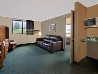 Super 8 By Wyndham